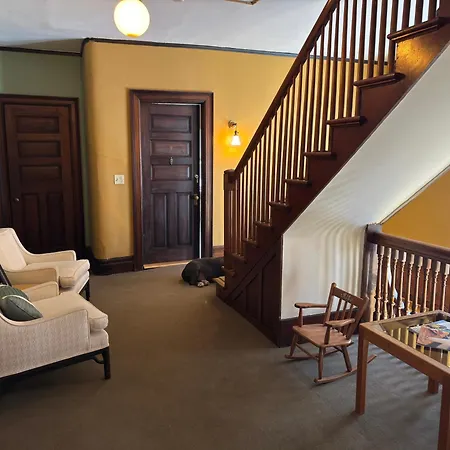 Summer Street Guest House-2