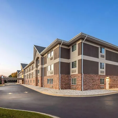 Days Inn & Suites By Wyndham Green Bay Wi-2