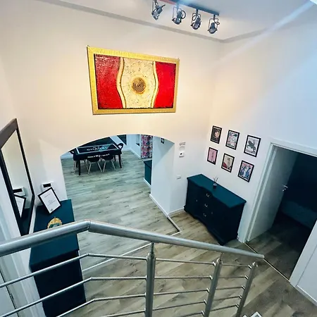 Boiardo Art House-3