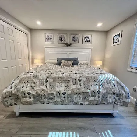 Updated Ocean Towers Condo In Ogunquit-2