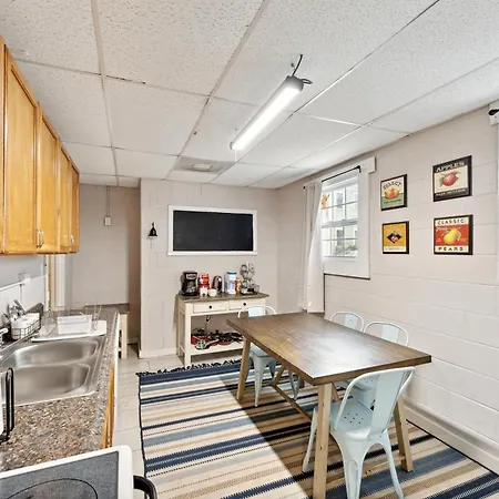 1215 Jefferson St-2