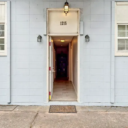 1215 Jefferson St-3
