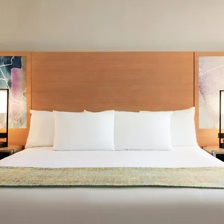 Surfbreak Virginia Beach Oceanfront, An Ascend Collection Hotel-2