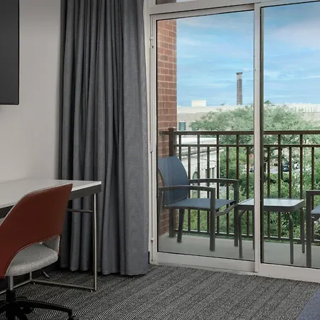 Courtyard By Marriott Savannah Downtown - Historic District-2