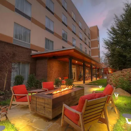 Fairfield Inn & Suites By Marriott Gatlinburg Downtown-3