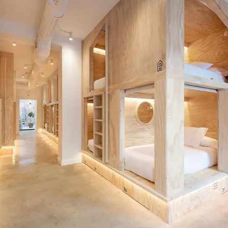 Colo Colo Hostel Valencia - Single Private Beds-3