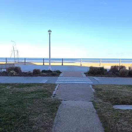 Ocean Resort-2