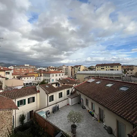 Porta Alla Croce Guest House-2