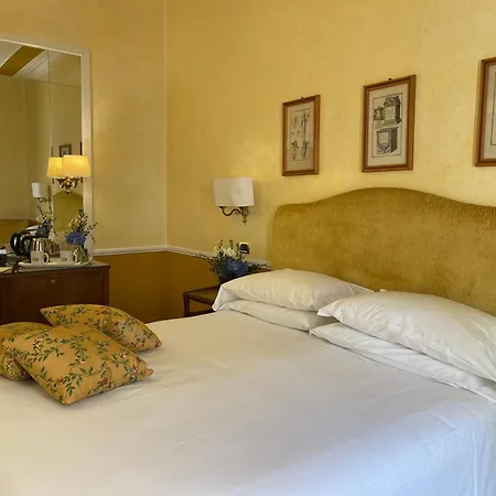 Bettoja Hotel Massimo D'Azeglio-3