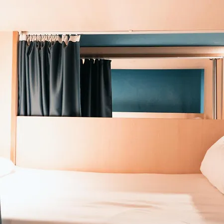 Mola Hostel-2