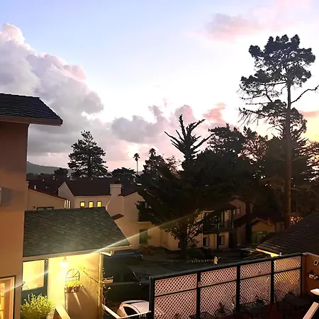 Carmel Wayfarer Inn-2