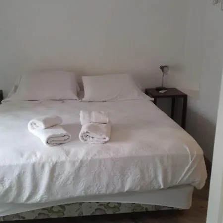 Ba Stop Hotel House-2