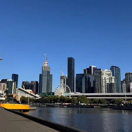 Aura On Flinders Serviced Apartments-2