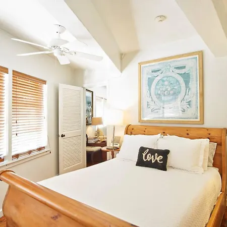 Burns Square Boutique Hotel-2