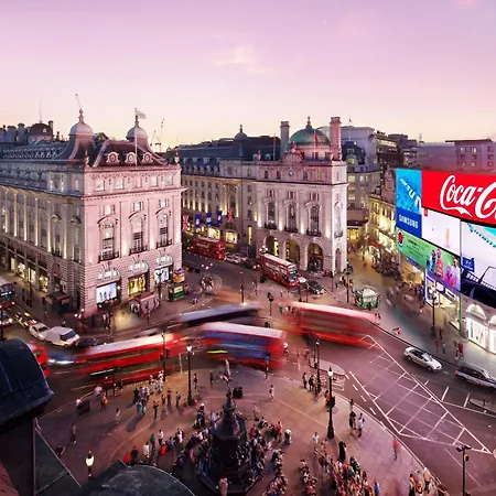 Zedwell Capsule Hotel Piccadilly Circus-3