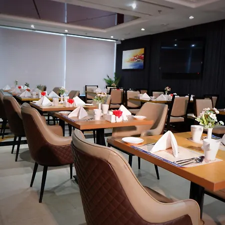 Al Diar Sawa Hotel Apartments-3