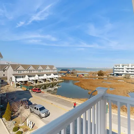 Broad Marsh Beach House II-3