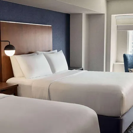 Wyndham Grand Fallsview Hotel-2