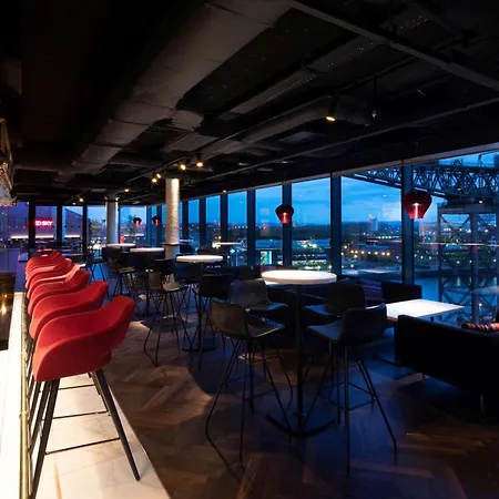 Radisson Red Hotel, Glasgow-3