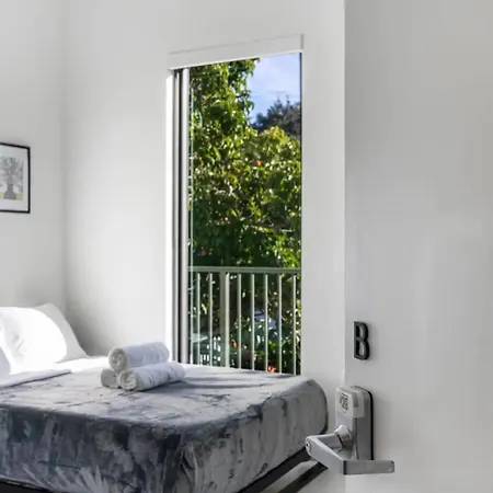 Olive Apartments-3