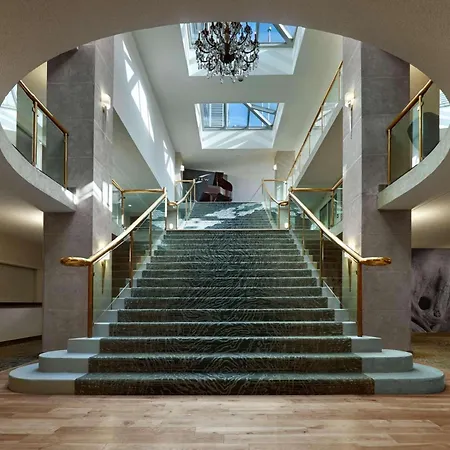 Radisson Blu Toronto Downtown-3