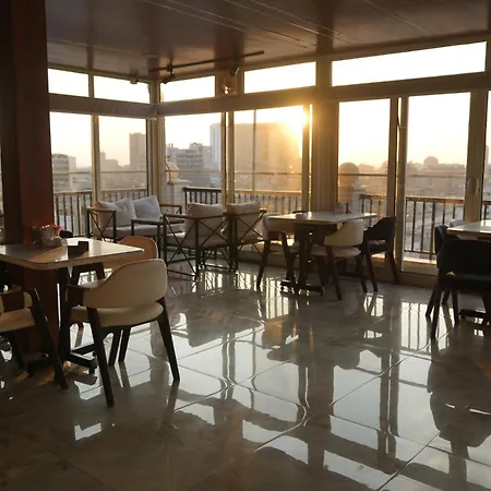 Mar Charbel Hotel Cairo-2