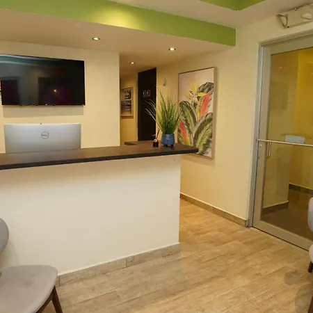 La Placita Suites Hotel-Suite 203-3