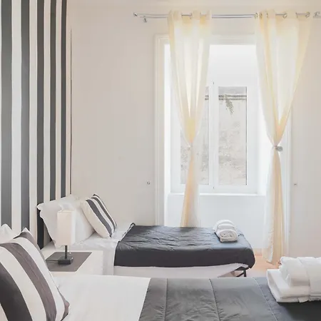 Rione Monti Suites-3