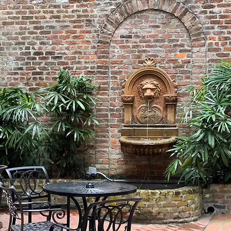 French Market Inn-2