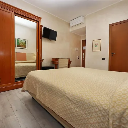 Hotel Rimini-3
