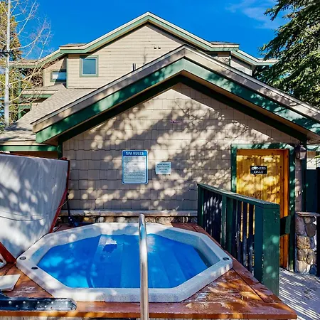 Twin Elk Lodge-2