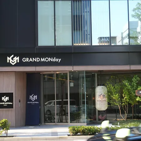 Grand Monday Ginza-2