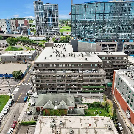 Honky Tonk Hideaway Walk To Broadway W Gym, Pool, Parking-2