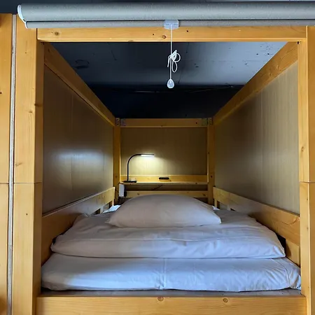 Capsule Hotel Continue Nijojokita-3