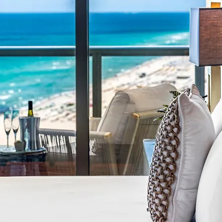 W South Beach Private Luxury Suites-3