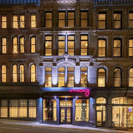 Moxy Cincinnati Downtown-2