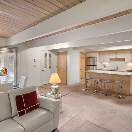 Chateau Chaumont Unit 9, Second-Floor Corner Condominium With Prime Location In Aspen-2