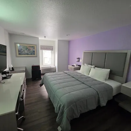 The Aqua Pacific Hotel-2
