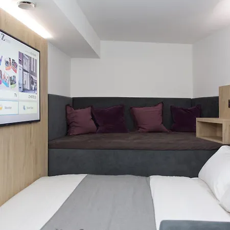 The Z Hotel Leicester Square-3