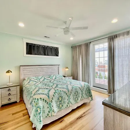 Lake Avenue 24-2