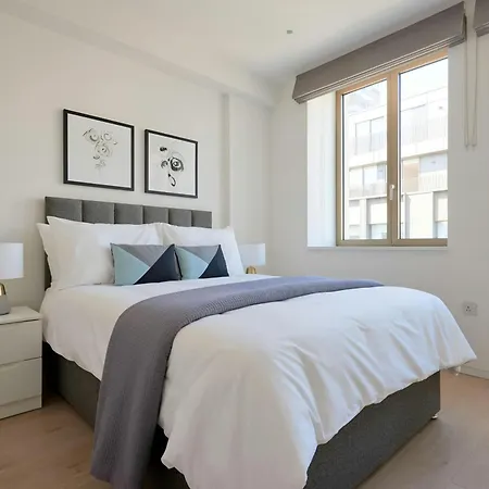 Sonder By Marriott Bonvoy Oxford Circus Apartments-3