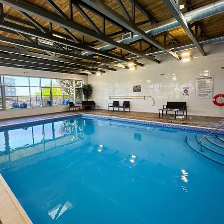 Comfort Suites Kingston Central-3