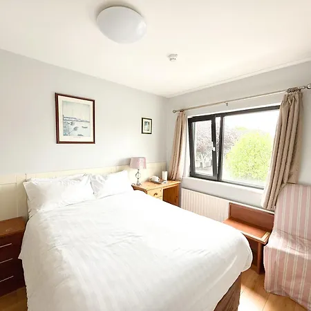 Lynfield Lodge-2
