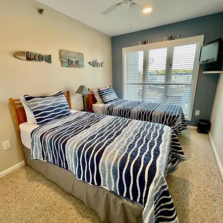 Wilmington Avenue 50 #107-3