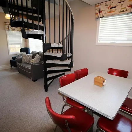 Delaware Avenue 16B-2