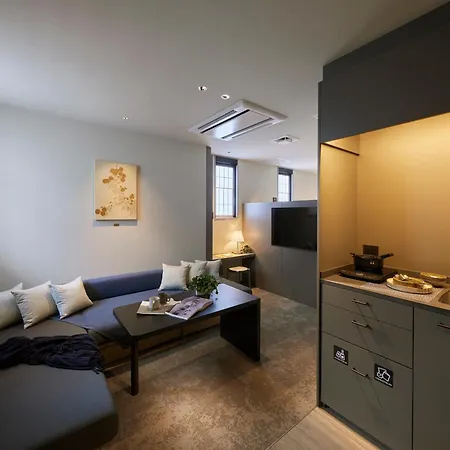 Minn Nihonbashi Suitengumae-2