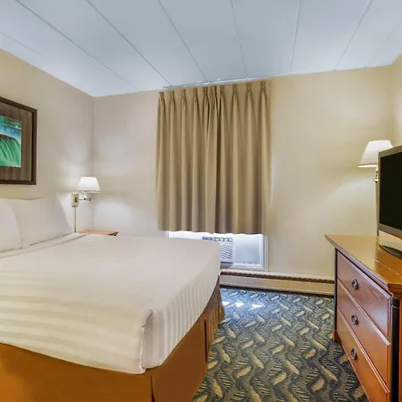 Travelodge By Wyndham Niagara Falls At The Falls-2