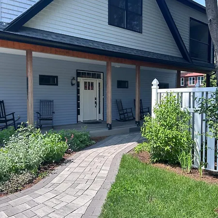 Canterbury Suites B&B-3