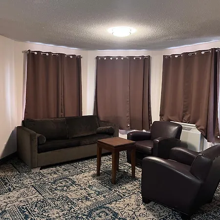 Falls Lodge & Suites-3