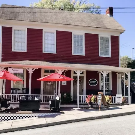 The Dahlonega Square Hotel-2